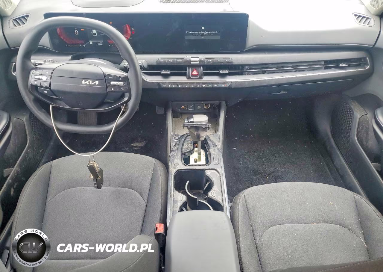 2025 Kia K4 Lxs VIN:3KPFT4DE1SE053542 - 8