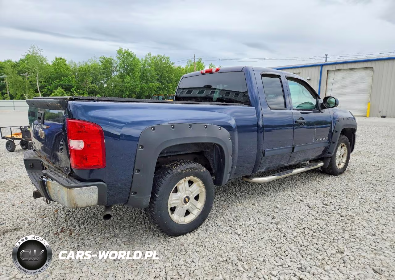 2011 Chevrolet Silverado K1500 Lt VIN:1GCRKSE3XBZ439902 - 3