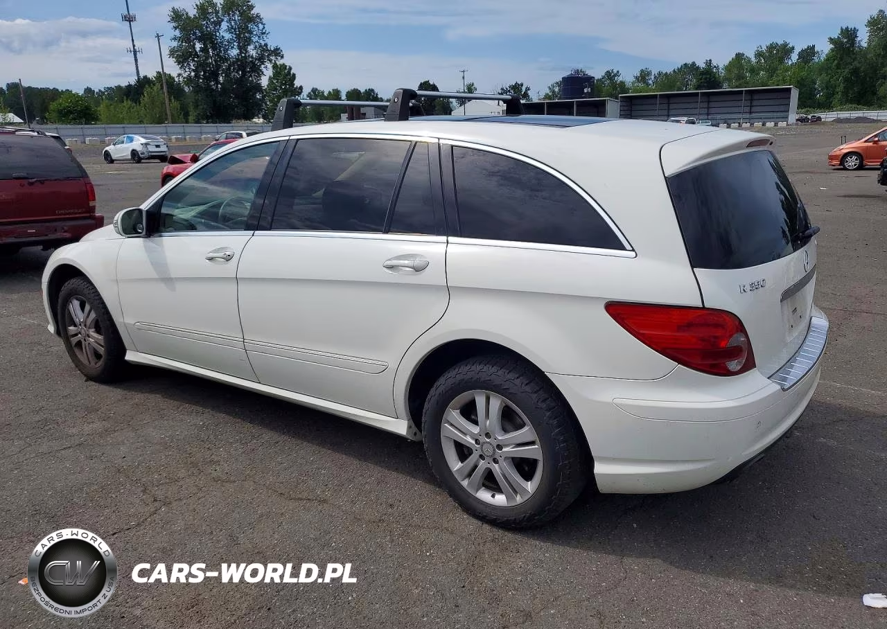 2009 Mercedes-Benz R 350 4Matic VIN:4JGCB65E89A092881 - 2