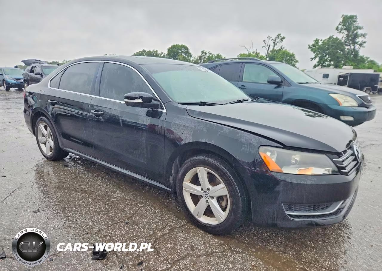 2013 Volkswagen Passat Se VIN:1VWBN7A33DC043079 - 4