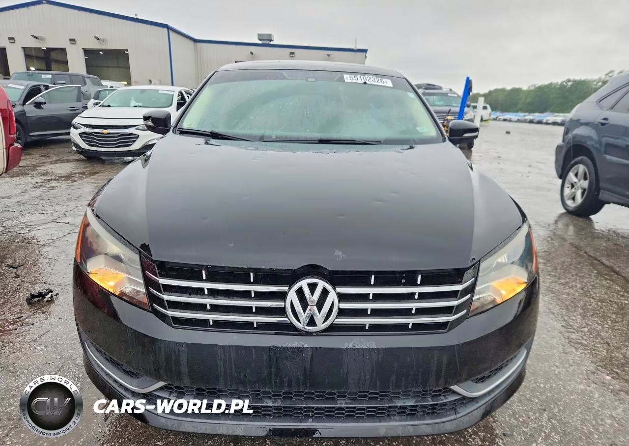 2013 Volkswagen Passat Se VIN:1VWBN7A33DC043079 - 5