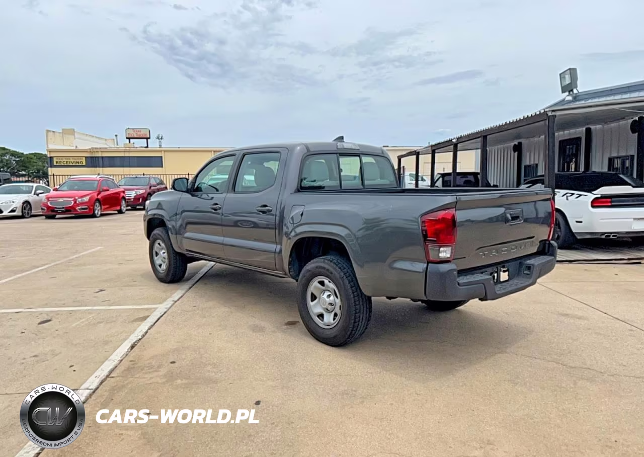 2018 Toyota Tacoma Sr VIN:5TFAX5GN7JX104508 - 3
