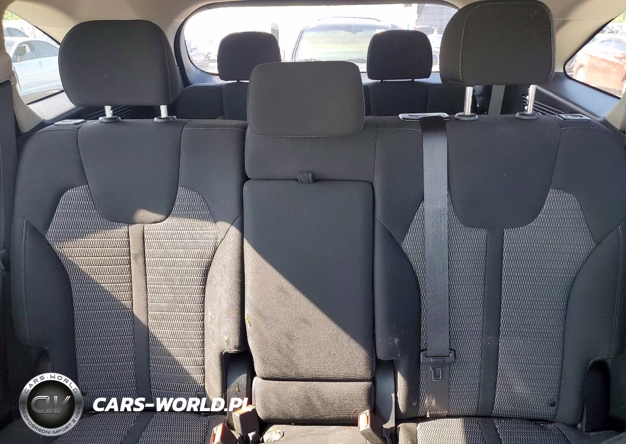 2022 Kia Sorento VIN:5XYRG4LC2NG142335 - 10