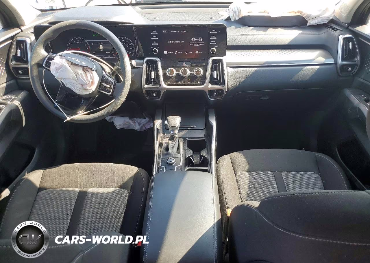 2022 Kia Sorento VIN:5XYRG4LC2NG142335 - 8
