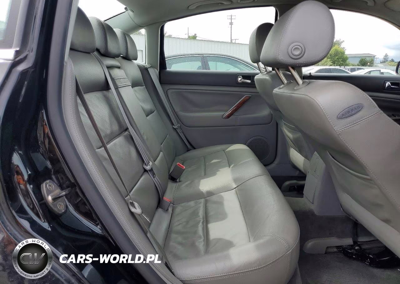 2003 Volkswagen Passat Glx VIN:WVWRH63B93P035843 - 10