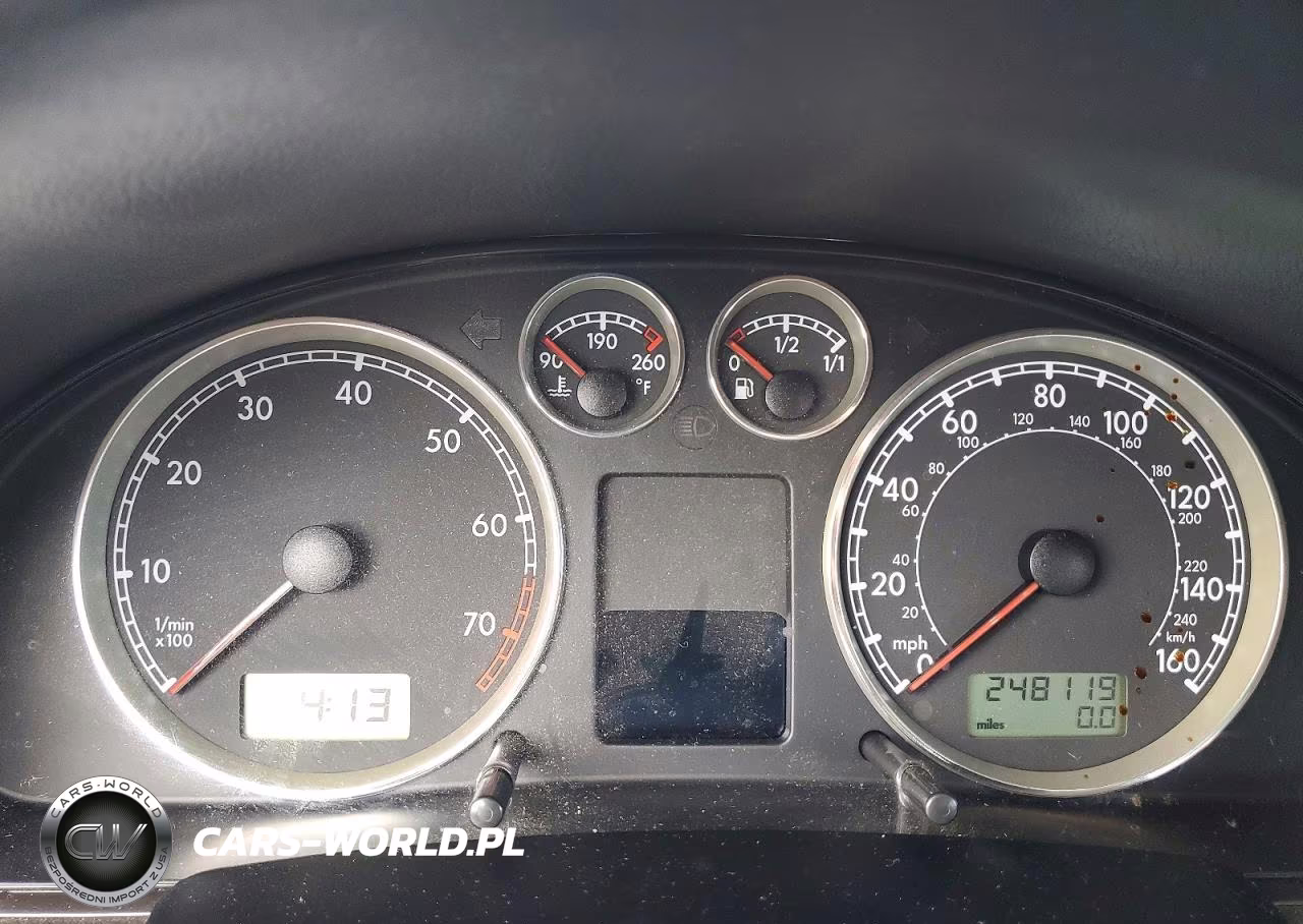 2003 Volkswagen Passat Glx VIN:WVWRH63B93P035843 - 9