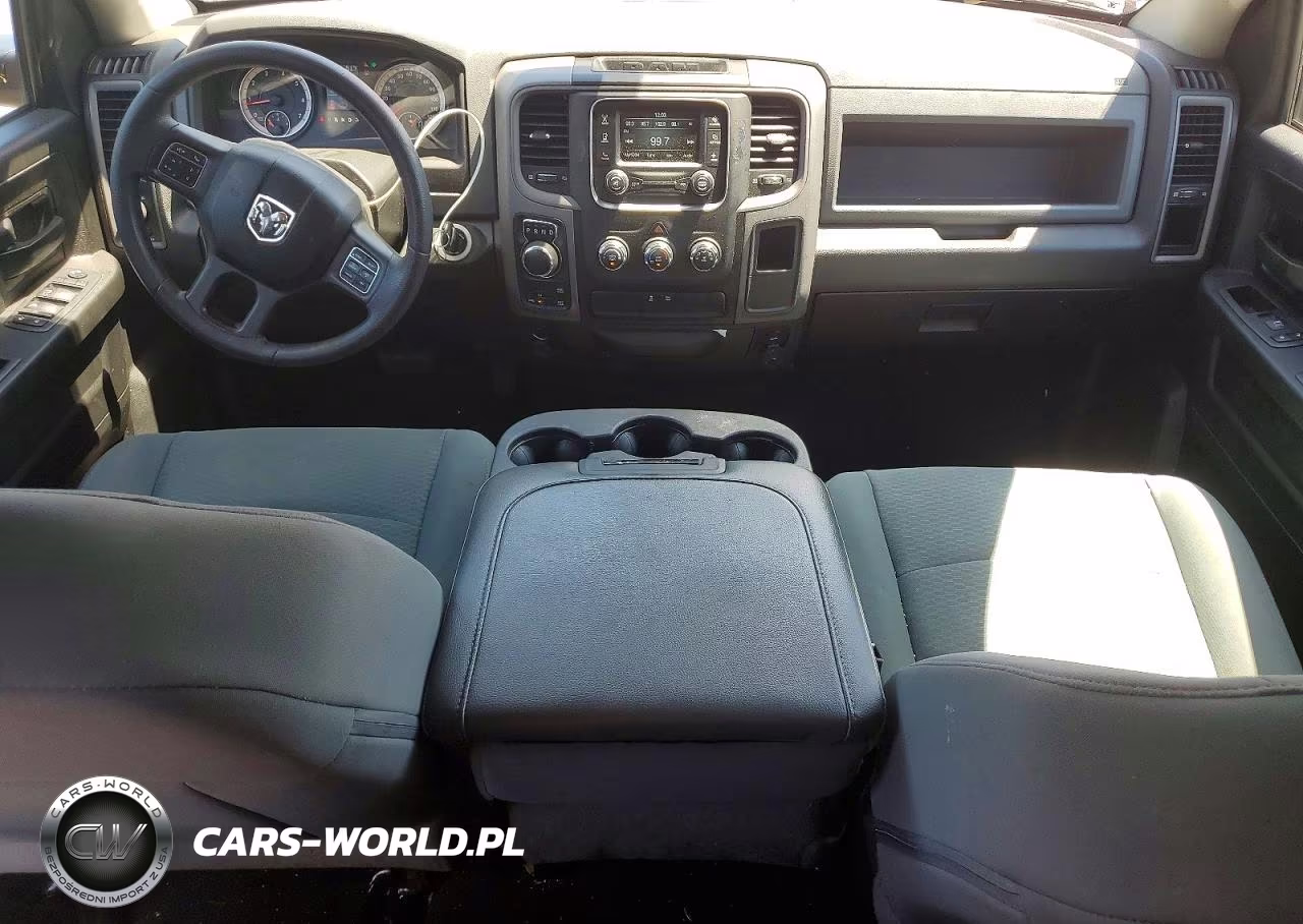 2019 Ram 1500 Classic Tradesman VIN:1C6RR7FTXKS511785 - 8