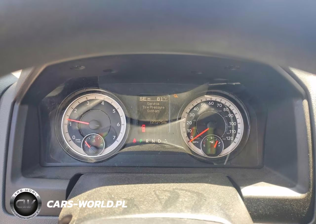 2019 Ram 1500 Classic Tradesman VIN:1C6RR7FTXKS511785 - 9