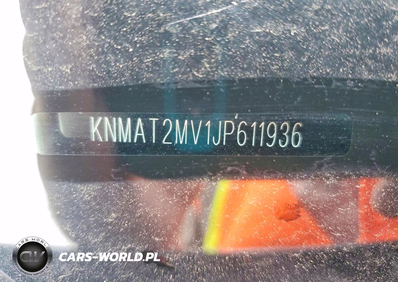 2018 Nissan Rogue Sv VIN:KNMAT2MV1JP611936 - 13
