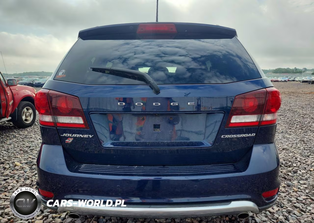 2018 Dodge Journey Crossroad VIN:3C4PDDGG7JT505650 - 6