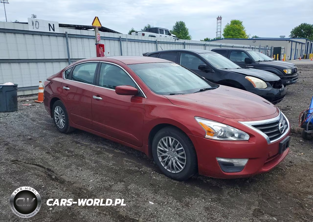 2015 Nissan Altima 2.5 S VIN:1N4AL3AP3FC171105 - 4