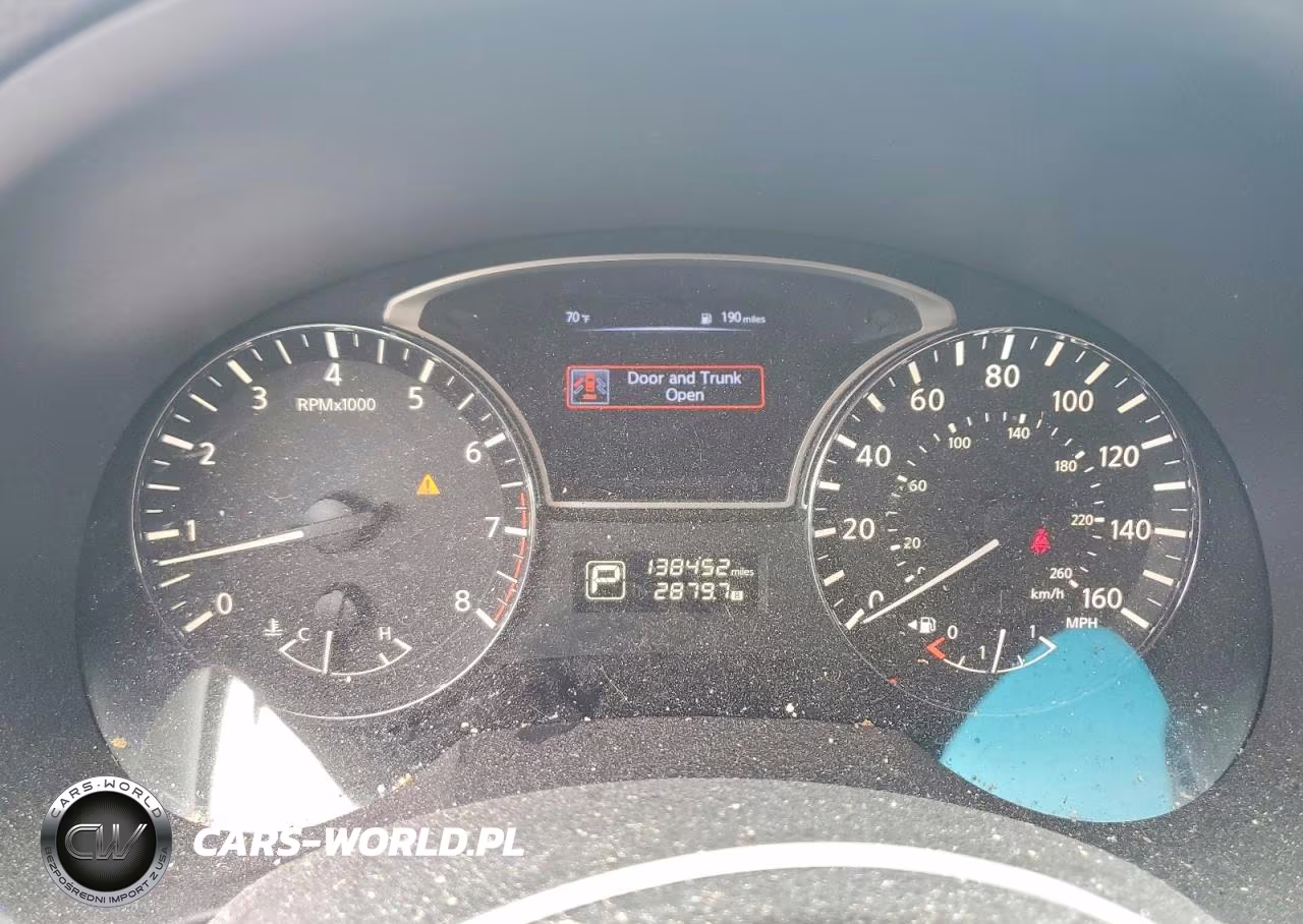 2015 Nissan Altima 2.5 S VIN:1N4AL3AP3FC171105 - 9