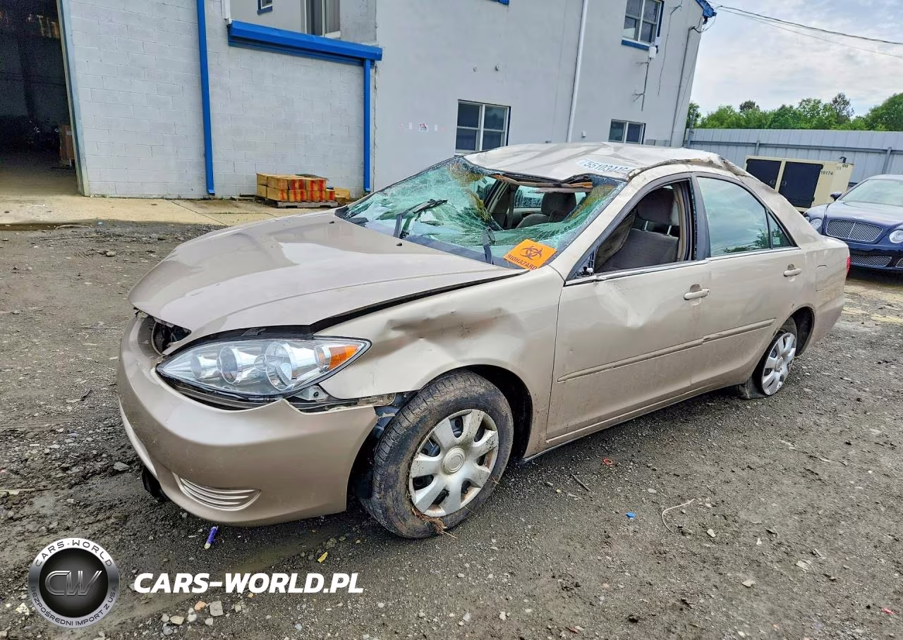 2005 Toyota Camry Le – zdjęcie 1 z 12