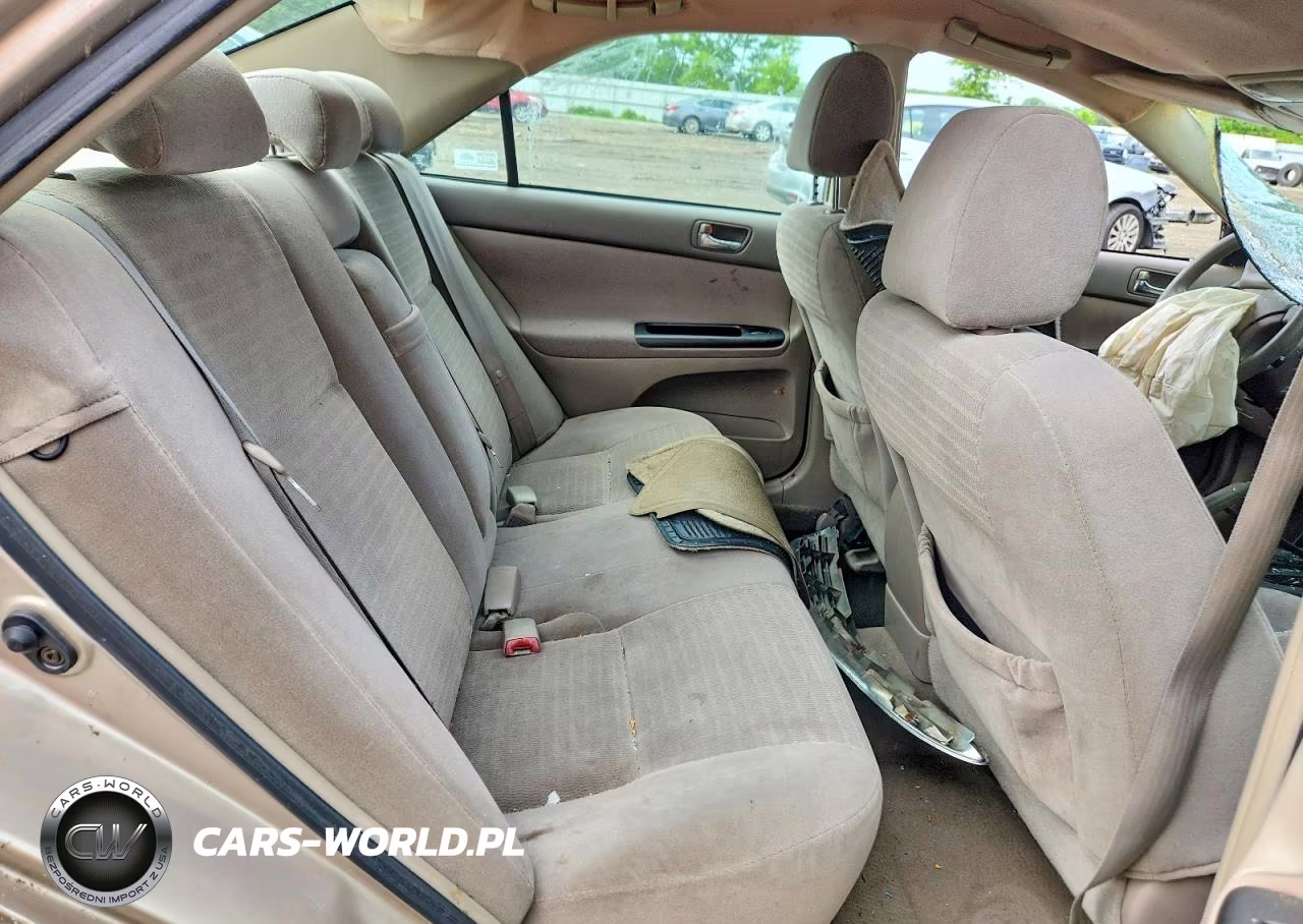 2005 Toyota Camry Le VIN:4T1BE32K55U955978 - 10