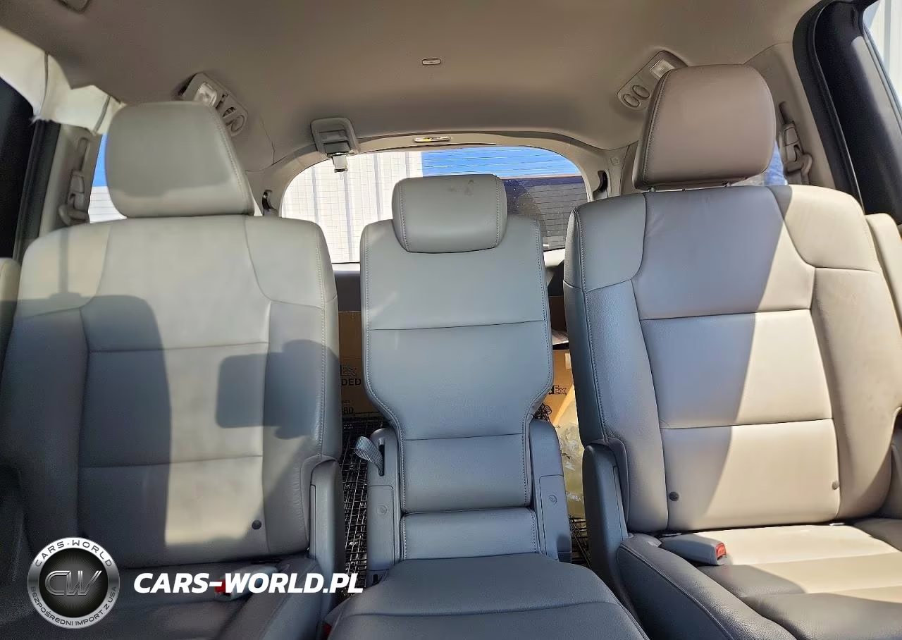 2012 Honda Odyssey Touring VIN:5FNRL5H96CB083549 - 10