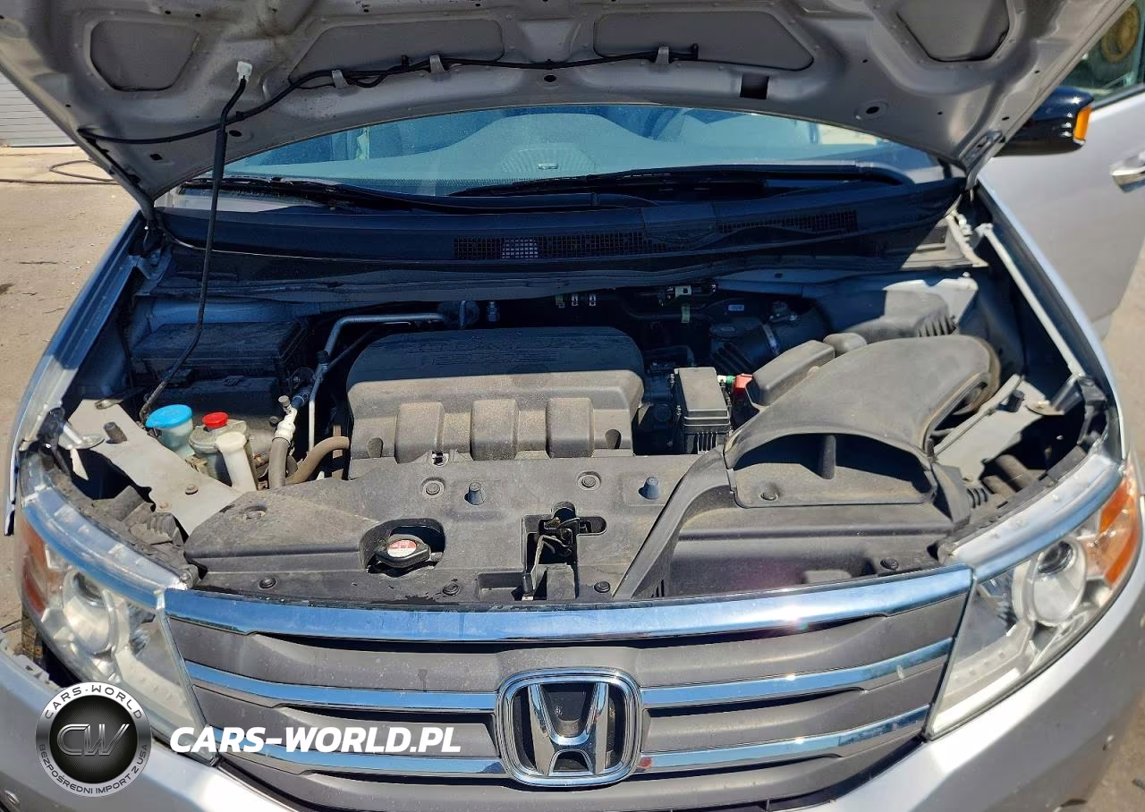 2012 Honda Odyssey Touring VIN:5FNRL5H96CB083549 - 12