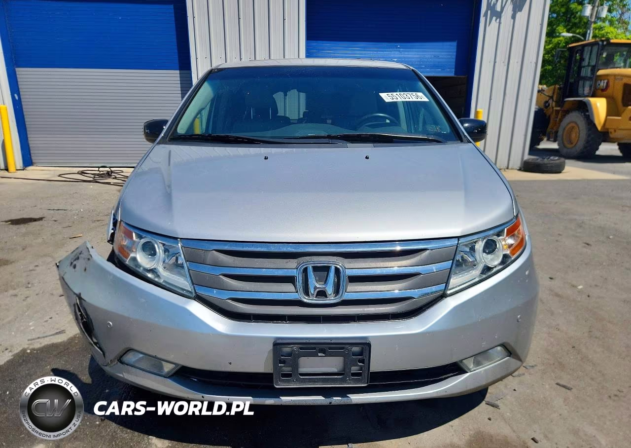 2012 Honda Odyssey Touring VIN:5FNRL5H96CB083549 - 5