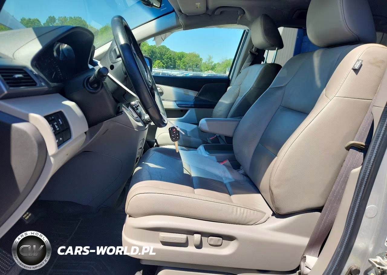 2012 Honda Odyssey Touring VIN:5FNRL5H96CB083549 - 7