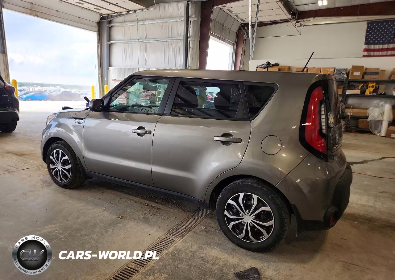 2015 Kia Soul Base VIN:KNDJN2A23F7153165 - 2