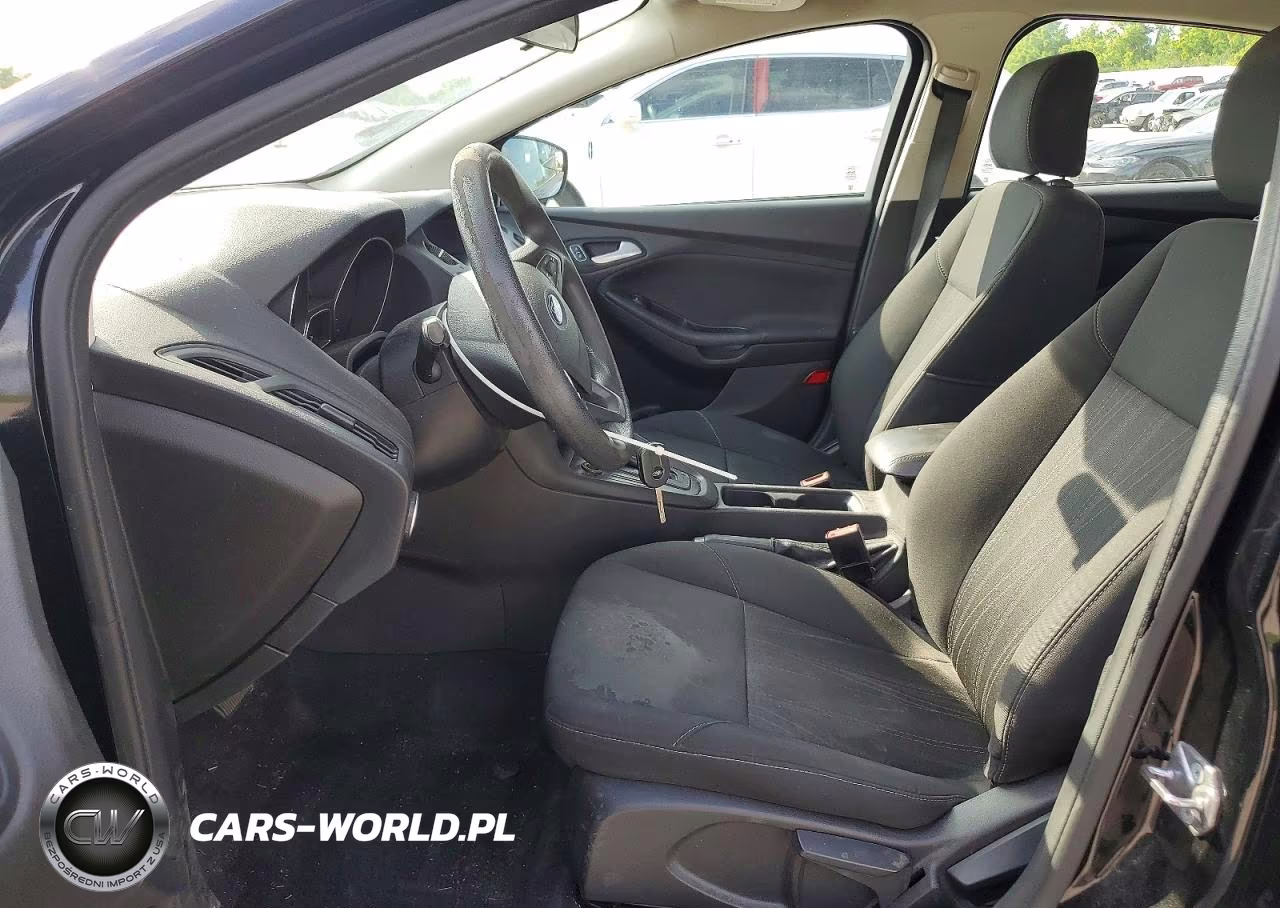 2017 Ford Focus Se VIN:1FADP3F2XHL229955 - 7