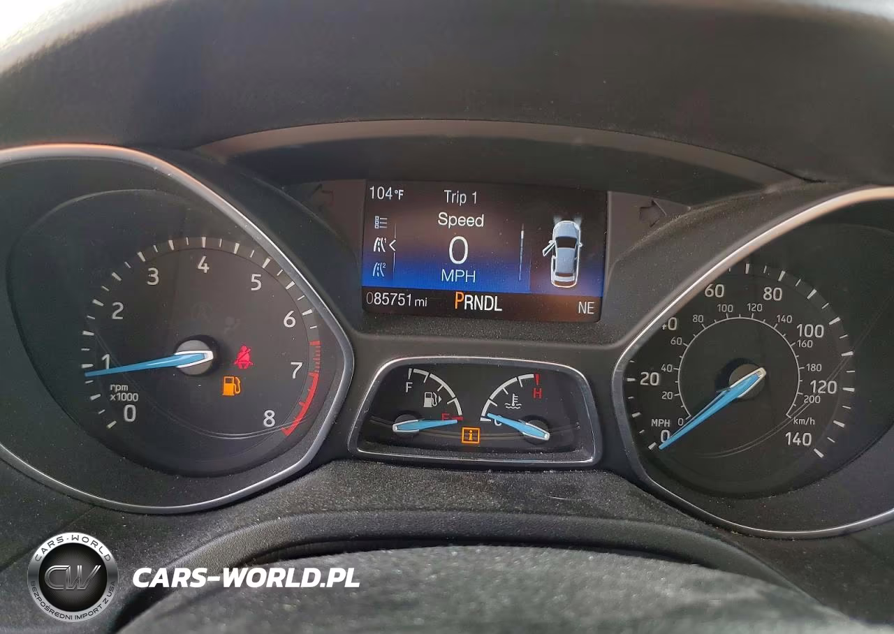 2017 Ford Focus Se VIN:1FADP3F2XHL229955 - 9
