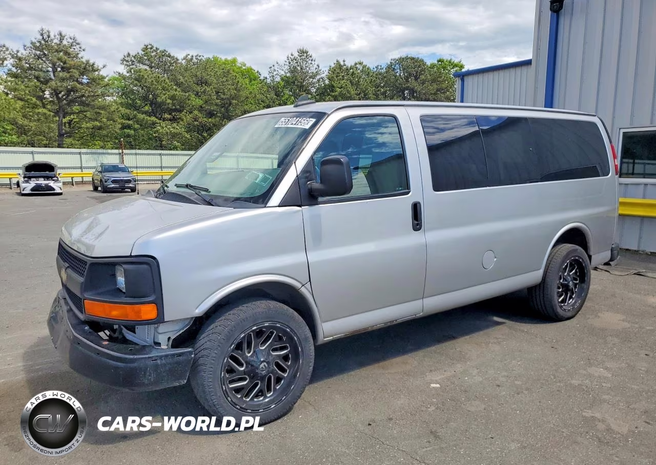 2016 Chevrolet Express G2500 Ls – zdjęcie 1 z 13