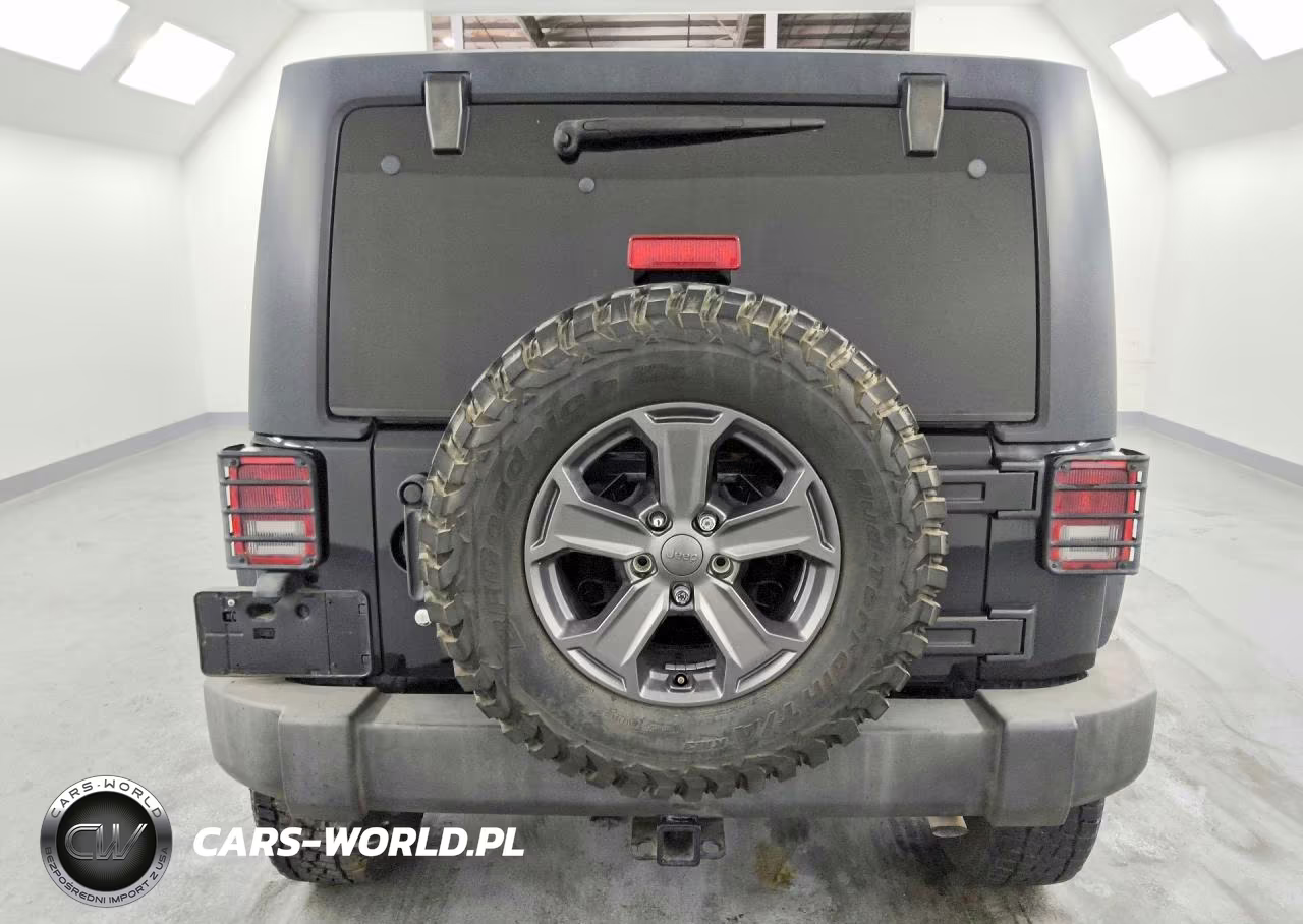 2013 Jeep Wrangler Unlimited Rubicon VIN:1C4BJWFG2DL699603 - 6