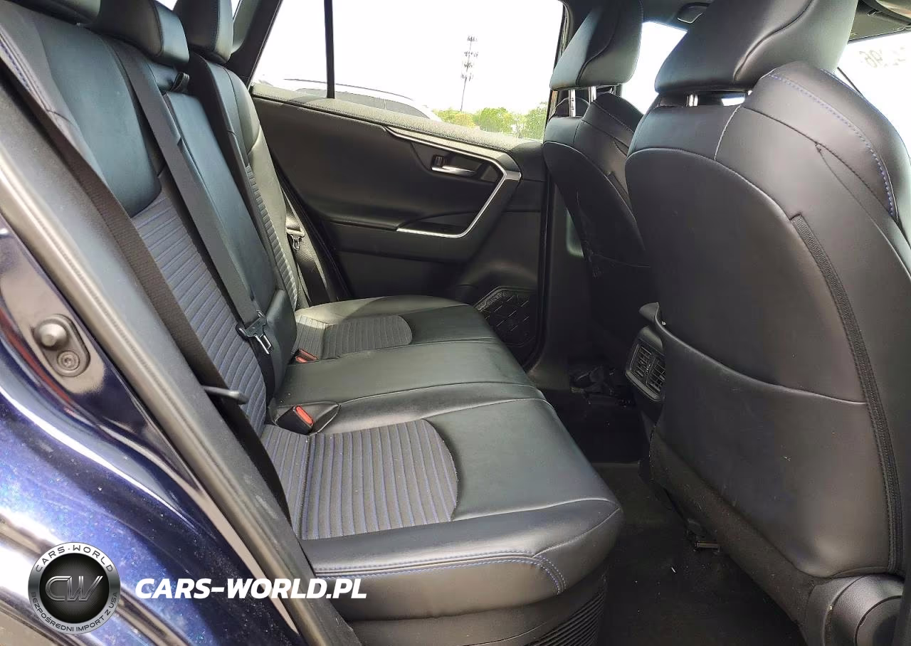2019 Toyota Rav4 Xse VIN:2T3EWRFV4KW035425 - 11