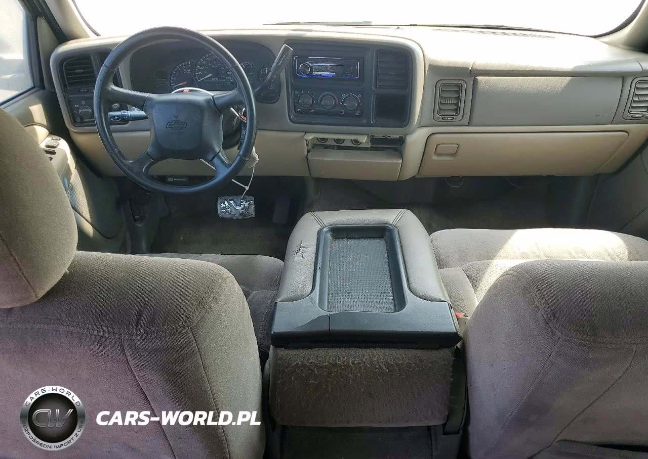 2002 Chevrolet Tahoe C1500 VIN:1GNEC13VX2R246666 - 8
