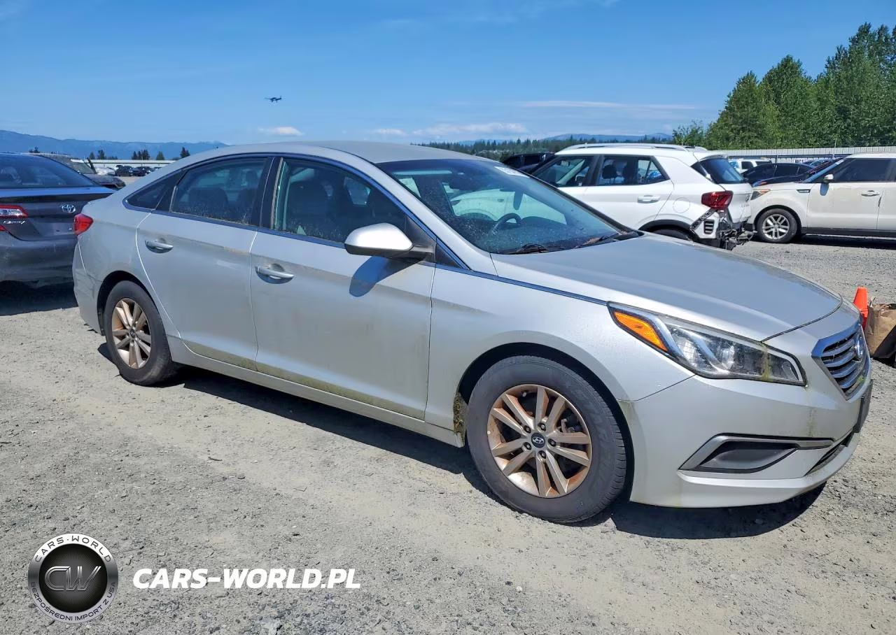 2016 Hyundai Sonata Se VIN:5NPE24AF3GH295277 - 4