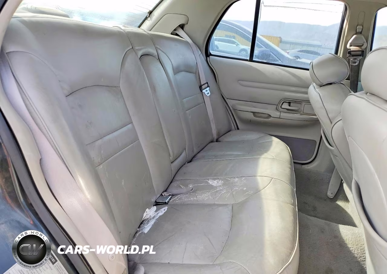 1998 Ford Crown Victoria Lx VIN:2FAFP74W1WX172857 - 10