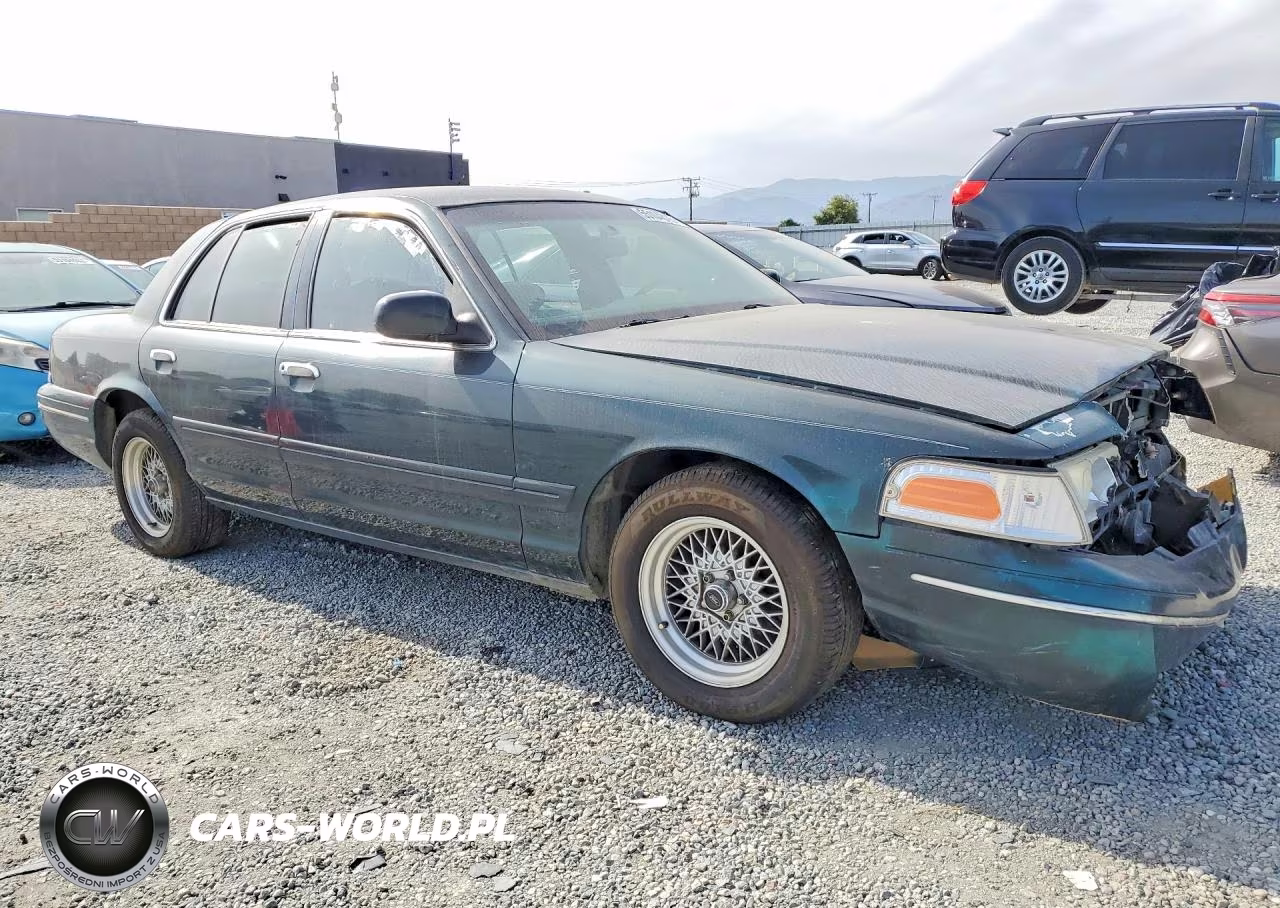 1998 Ford Crown Victoria Lx VIN:2FAFP74W1WX172857 - 4