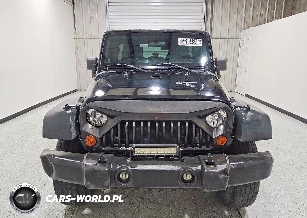 2009 Jeep Wrangler Unlimited X VIN:1J4GA39139L720830 - 5