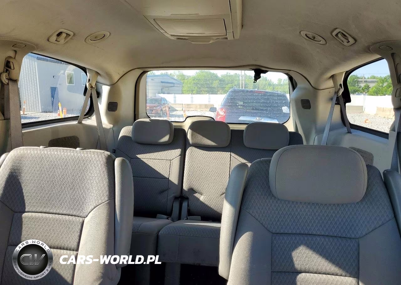 2009 Chrysler Town & Country Touring VIN:2A8HR54169R561520 - 10