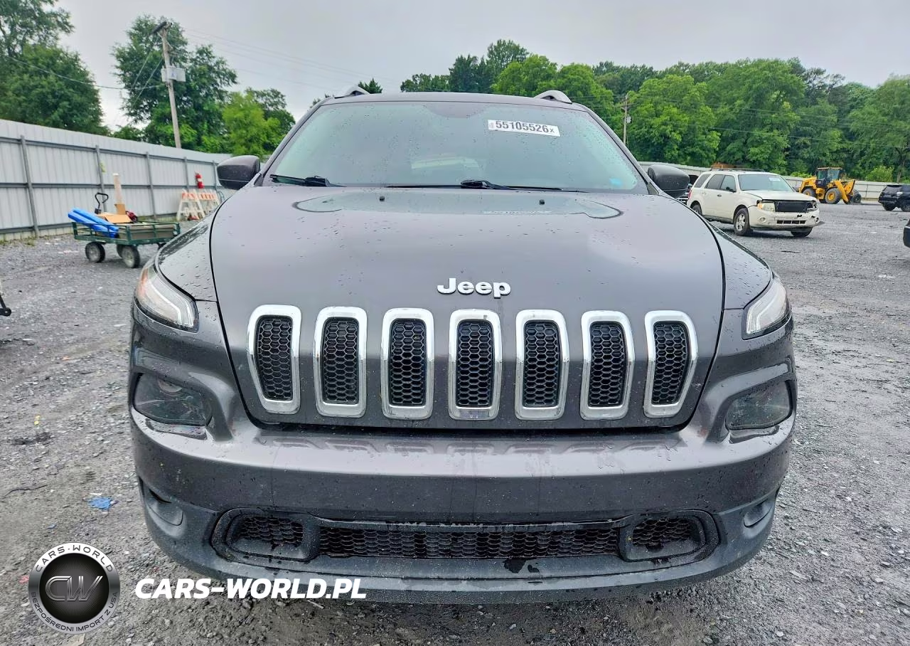 2017 Jeep Cherokee Latitude VIN:1C4PJMCB9HW530718 - 5