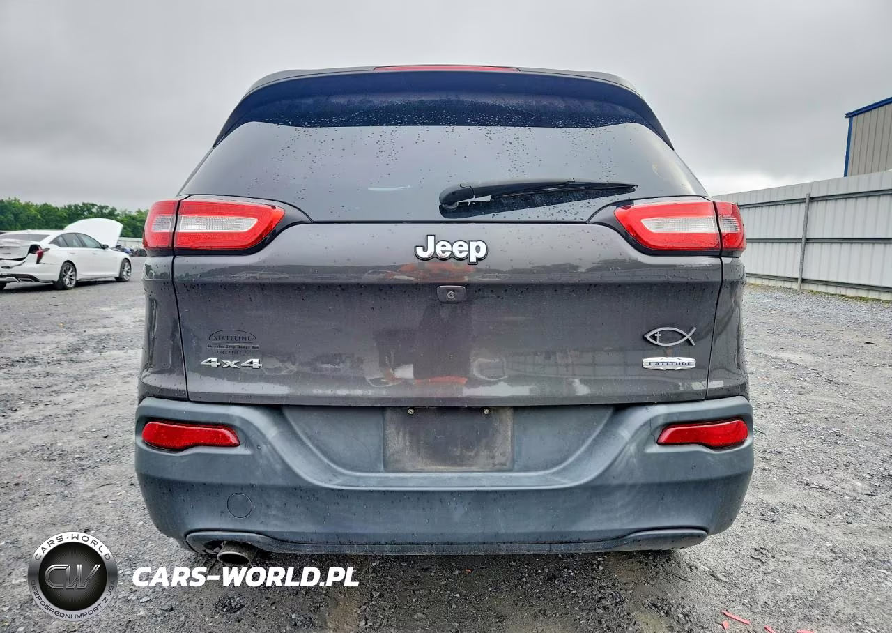 2017 Jeep Cherokee Latitude VIN:1C4PJMCB9HW530718 - 6