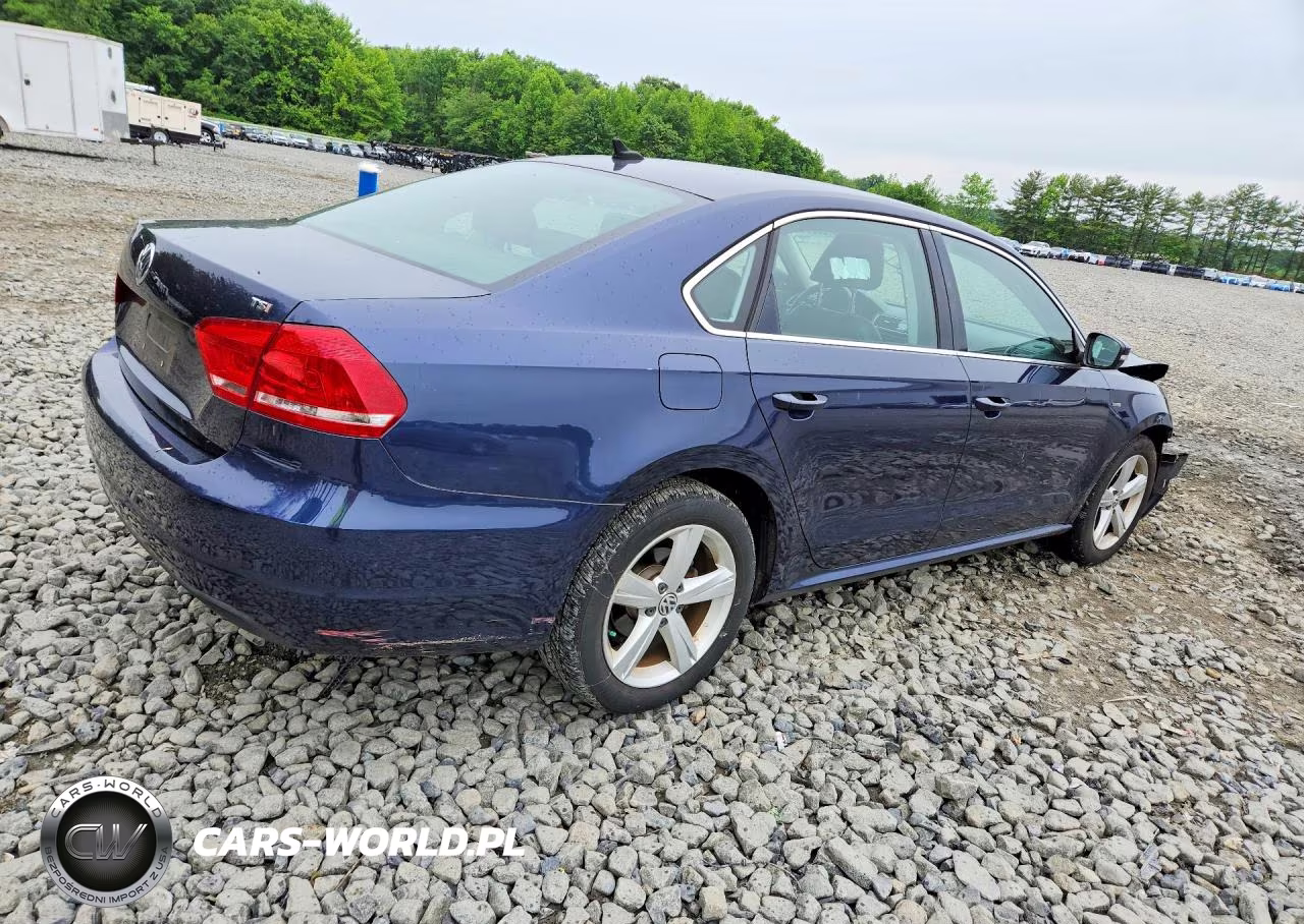 2015 Volkswagen Passat S VIN:1VWAT7A36FC101769 - 3