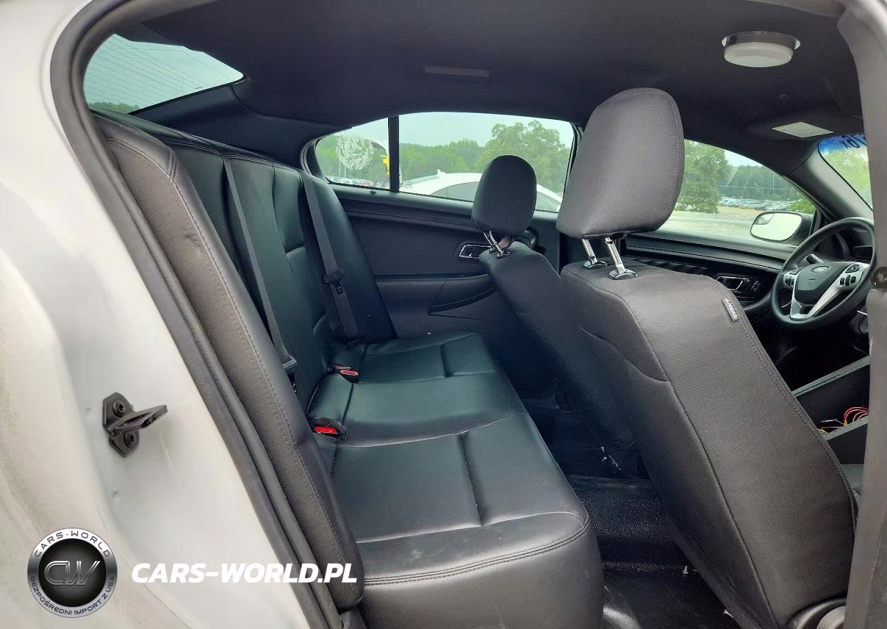 2018 Ford Taurus Police Interceptor VIN:1FAHP2MKXJG137063 - 10