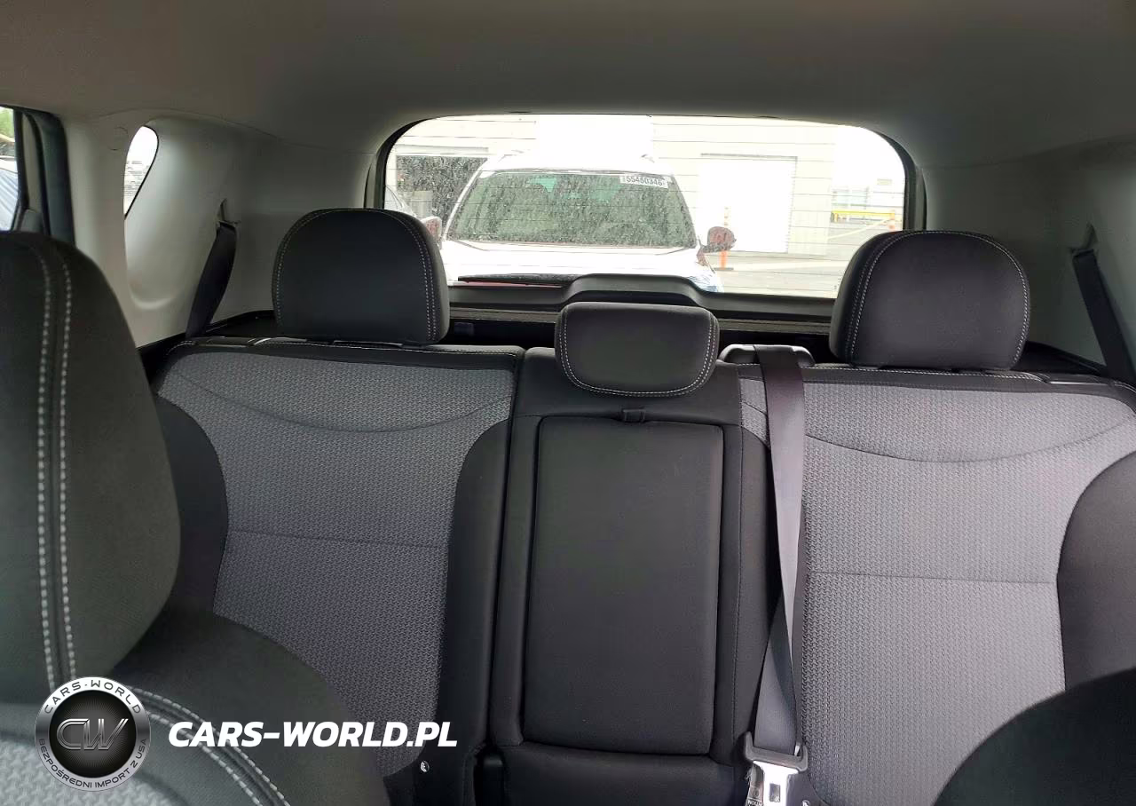 2018 Kia Soul + VIN:KNDJP3A56J7528761 - 10