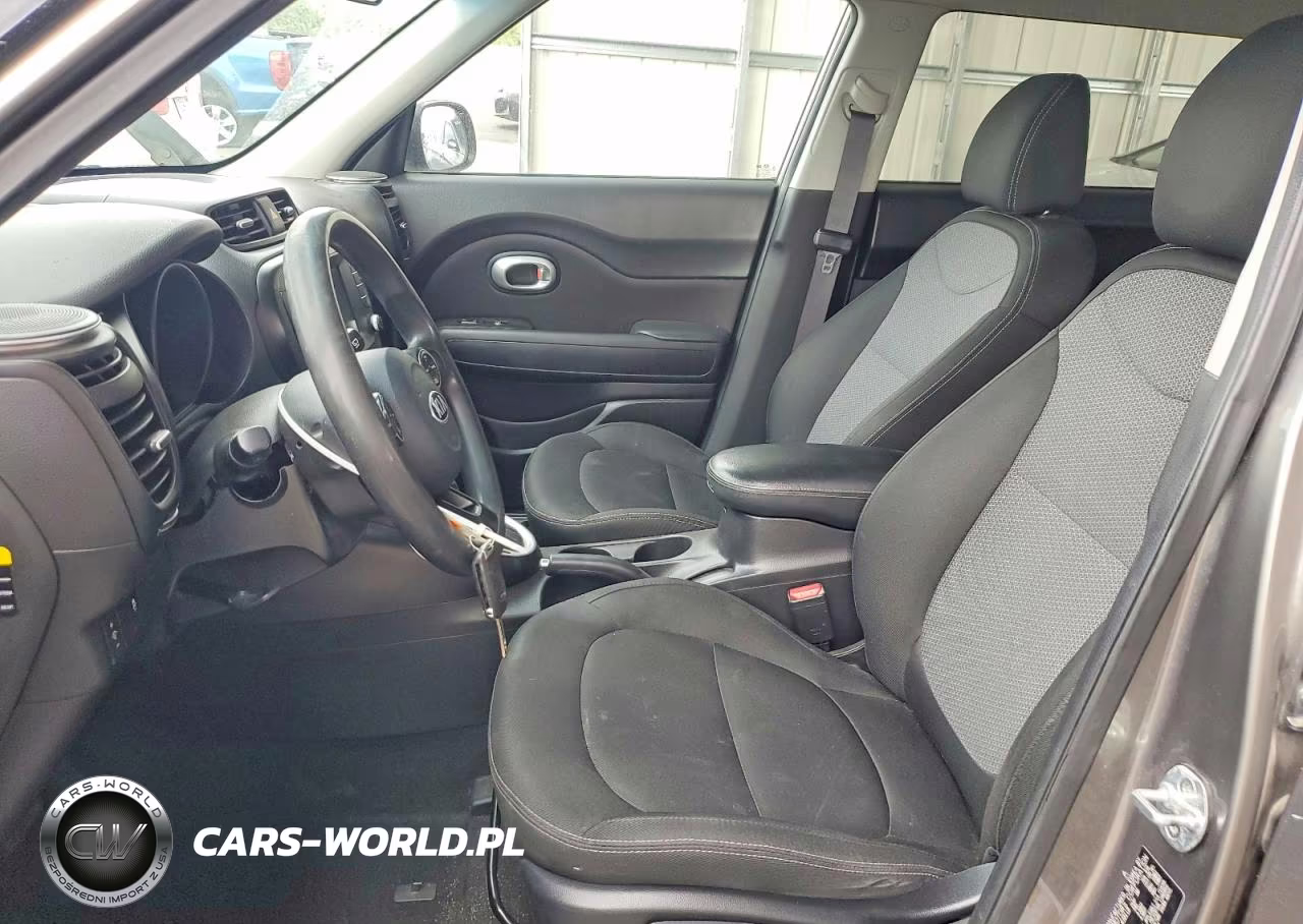 2018 Kia Soul + VIN:KNDJP3A56J7528761 - 7