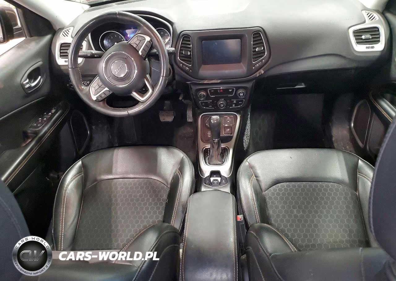 2018 Jeep Compass Latitude VIN:3C4NJDBB1JT501069 - 8