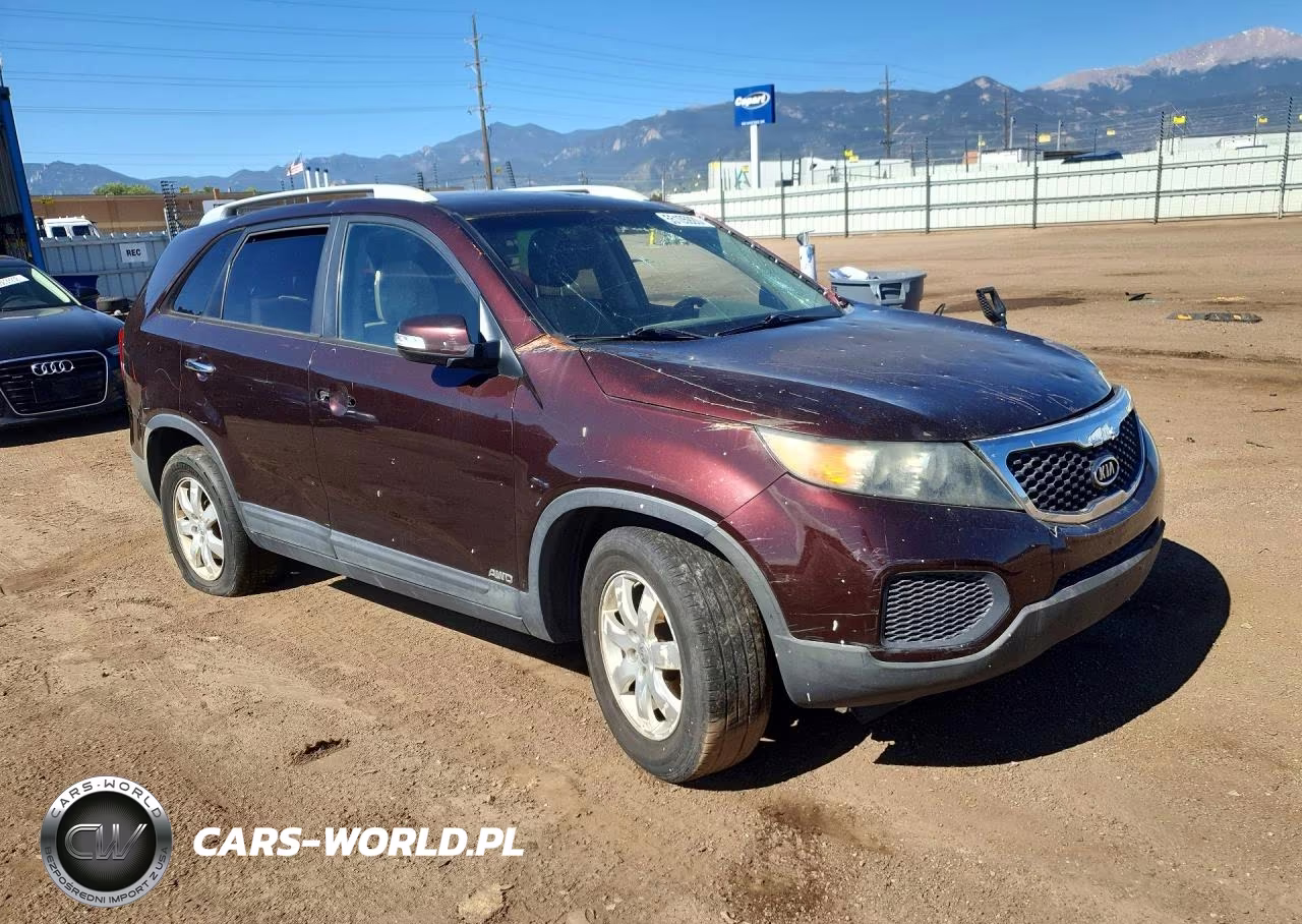2012 Kia Sorento Lx VIN:5XYKTDA26CG250784 - 4