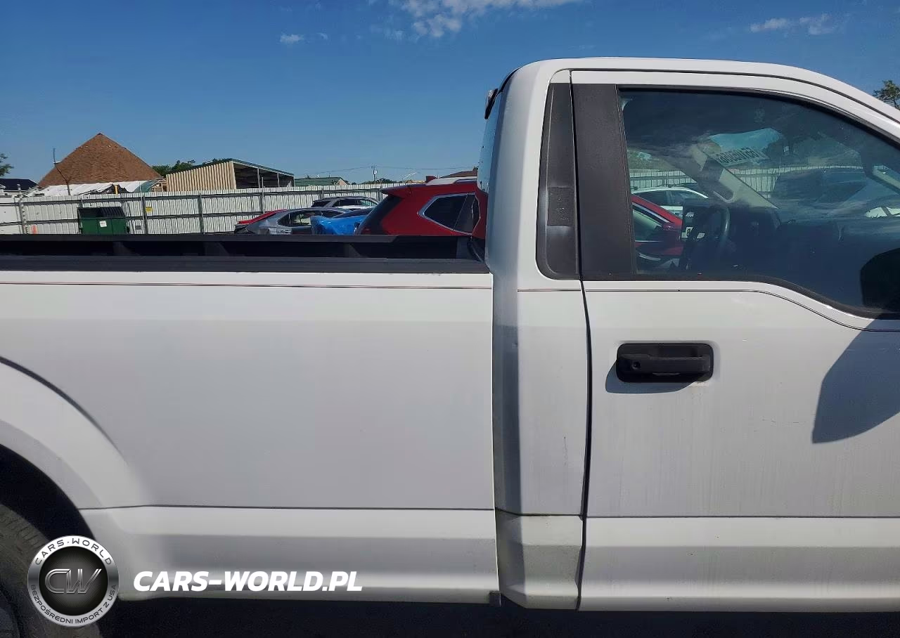 2016 Ford F150 VIN:1FTMF1C80GKD25592 - 10