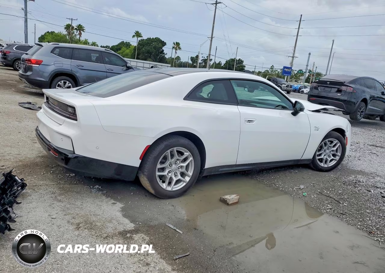 2025 Dodge Charger Daytona R VIN:2C3CDBCKXSR559949 - 3