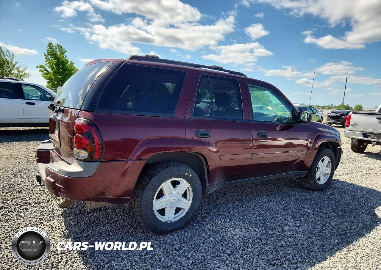 2007 Chevrolet Trailblazer Ls VIN:1GNDT13S772226098 - 3