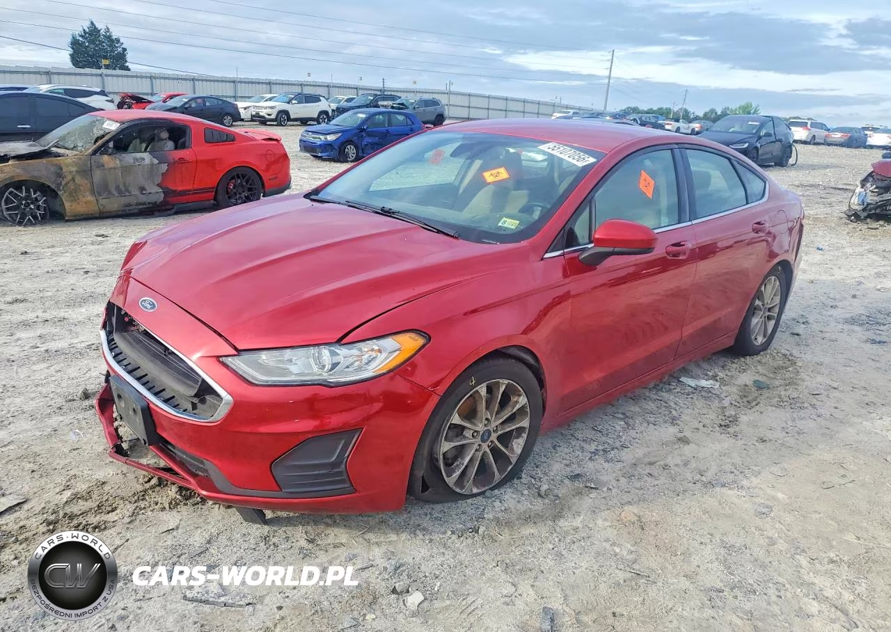 2020 Ford Fusion Se – zdjęcie 1 z 12