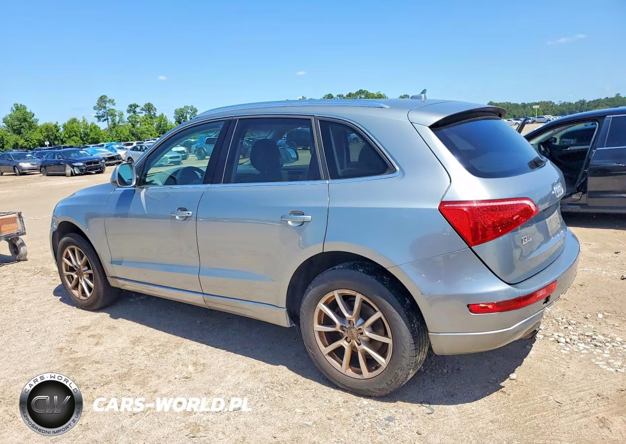 2011 Audi Q5 Premium VIN:WA1CFAFP5BA008950 - 2