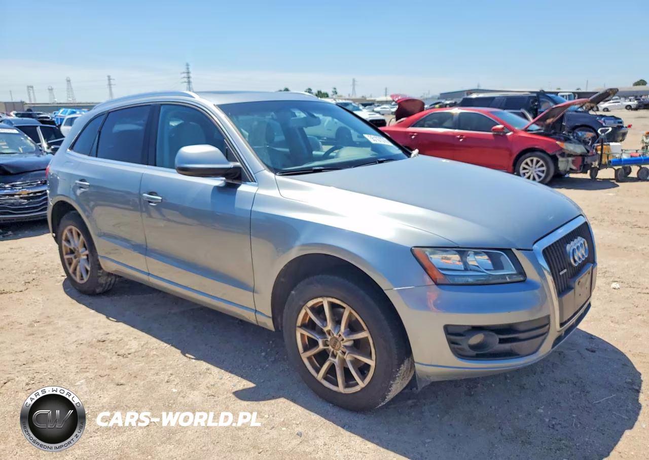 2011 Audi Q5 Premium VIN:WA1CFAFP5BA008950 - 4