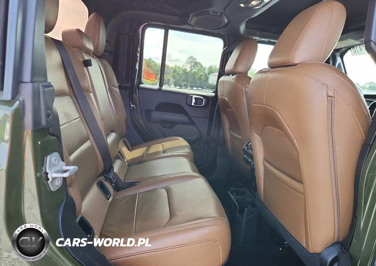 2022 Jeep Gladiator Overland VIN:1C6HJTFG2NL129487 - 10