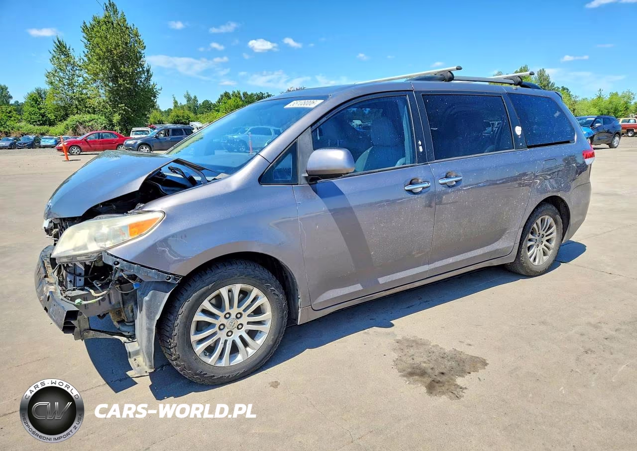 2011 Toyota Sienna Xle 8-Passenger